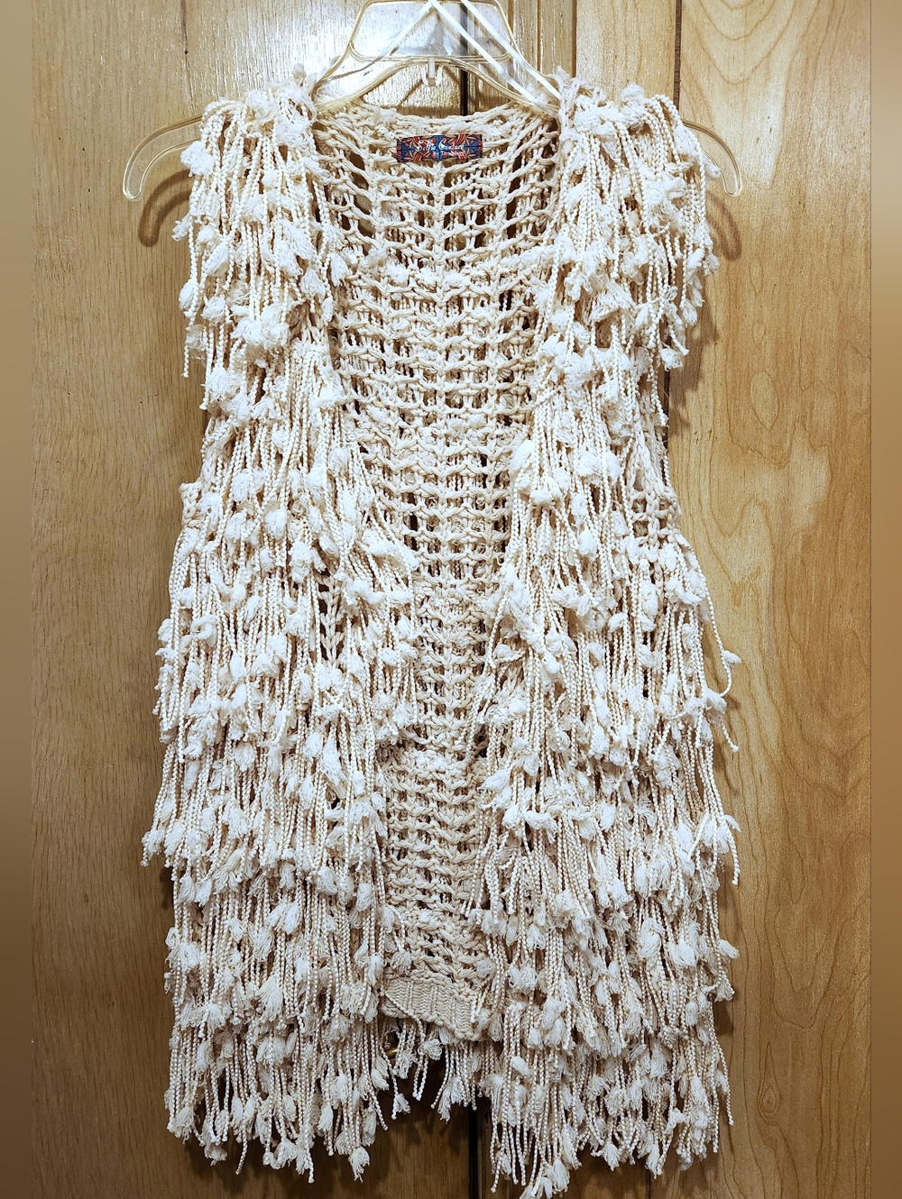 Selfie Couture By Trendology Shag Vest Womens Sz Sm / Med Cream Knit Tassels